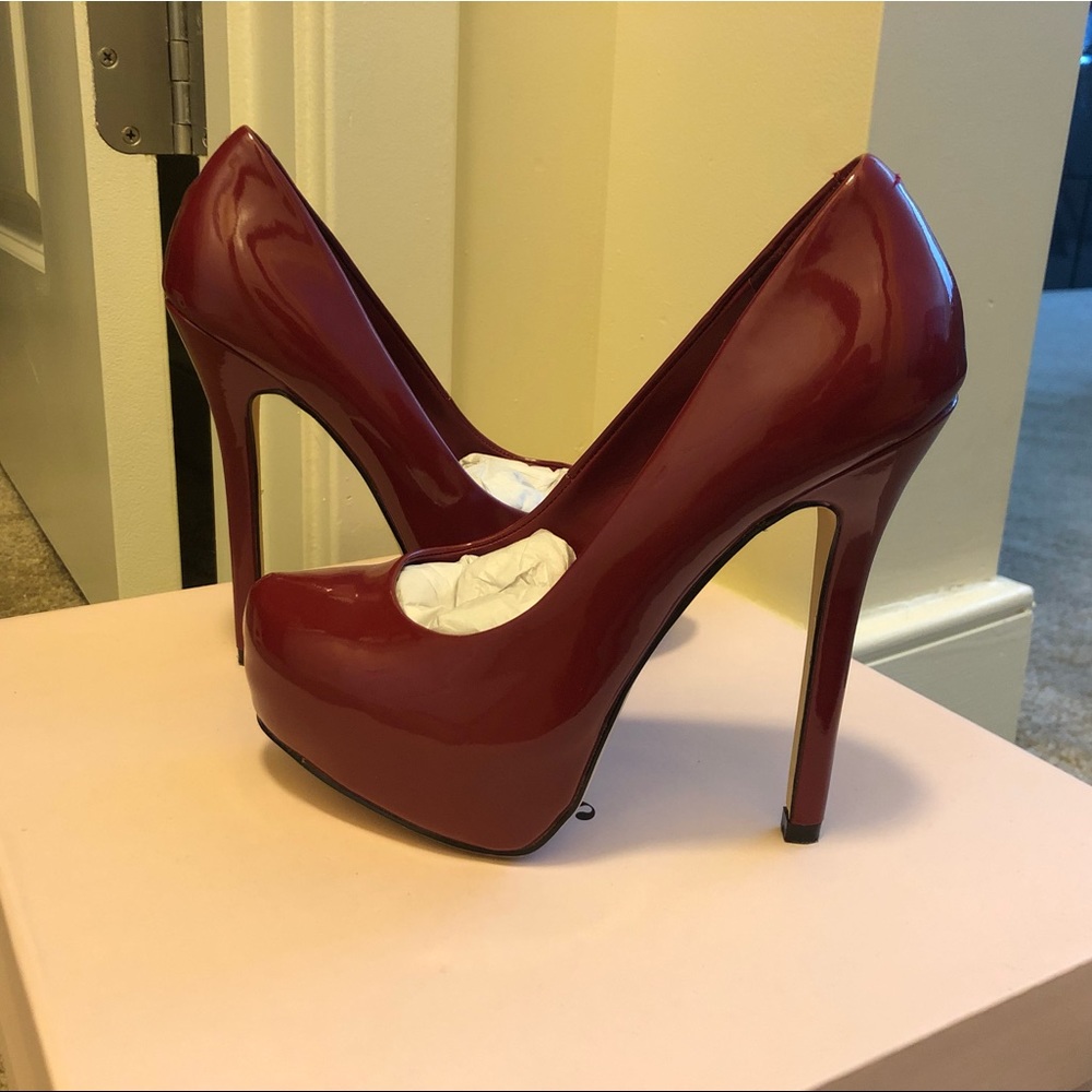 Steve Madden pumps! Sz 5.